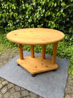 Runder kleiner Tisch aus Kiefernholz, mit Rollen, Beistelltisch Nordrhein-Westfalen - Sankt Augustin Vorschau