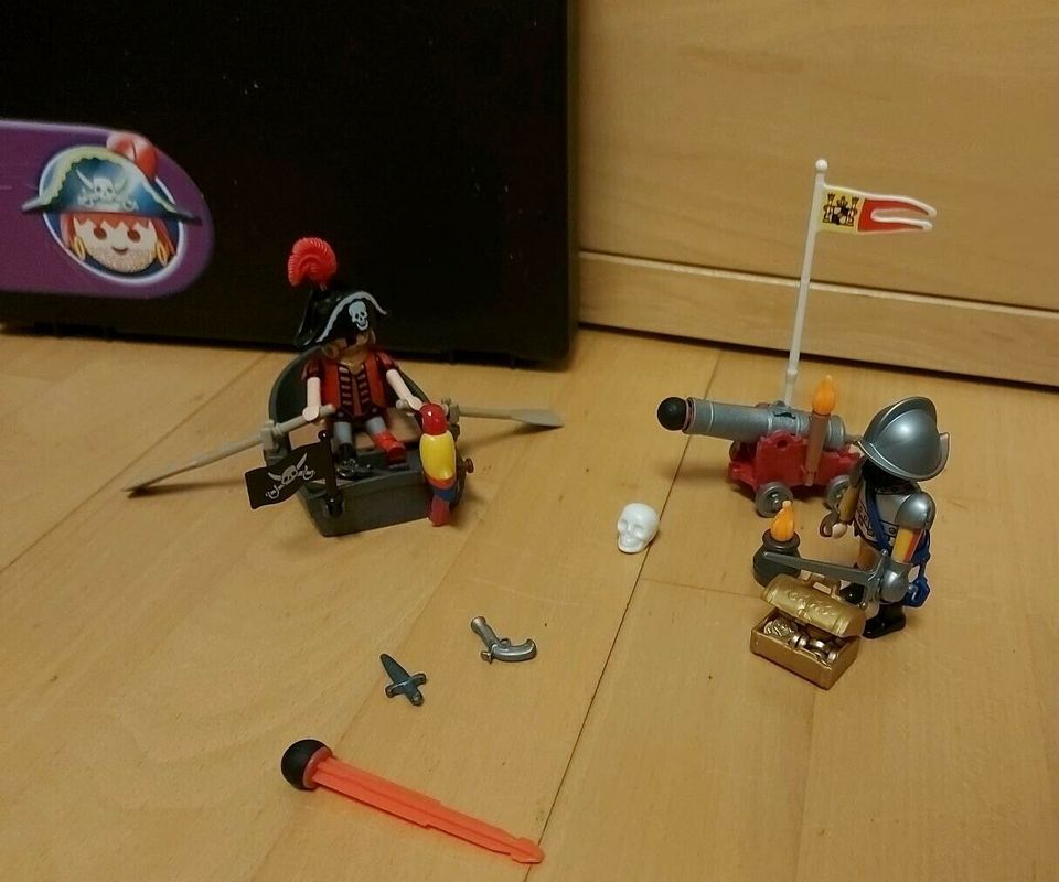 Playmobil Piratenkoffer (5894) in Langenfeld