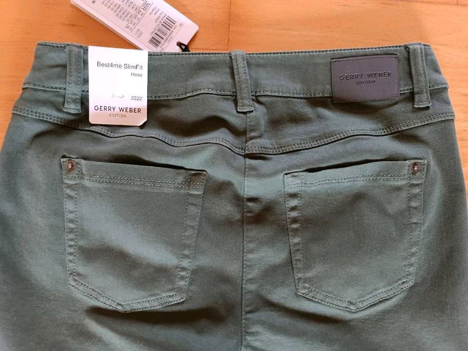 Gerry Weber Jeanshose Hose Jeans Slim Fit dunkelgrün Gr. 38 in Rendsburg