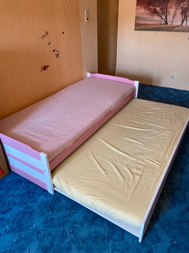 Ausziehbett Lorena weiß/rosa 90x200 cm Bett in Prebberede