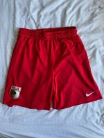 Rote Nike-Shorts Düsseldorf - Stadtmitte Vorschau