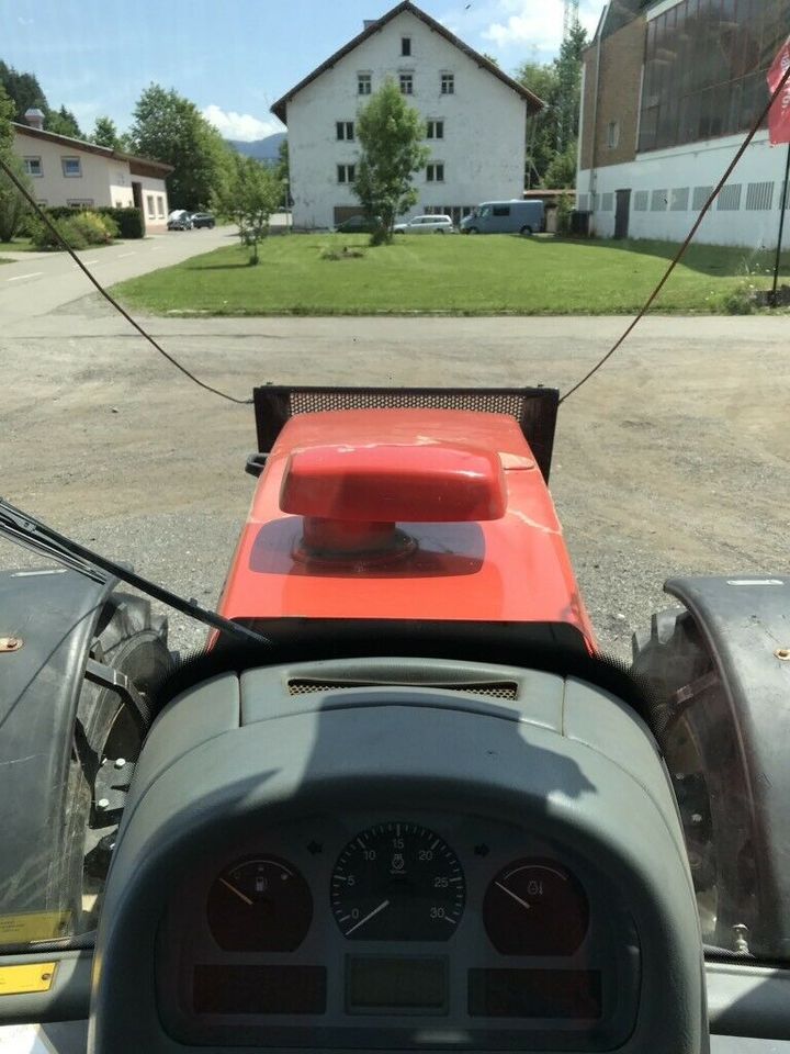 Forstschlepper/ Forsttraktor Valtra 8350/ Rüfa/ Kran/ Seilwinde in Nesselwang