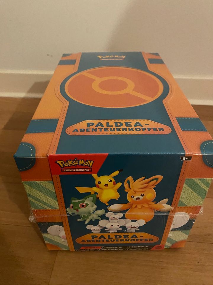 Pokémon Paldea Abenteuerkoffer Deutsch Promo OVP in Bremen