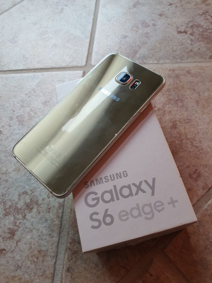 Samsung Galaxy S6 Edge Gold 32GB SIM-Free Smartphone - Gold - in Rickling