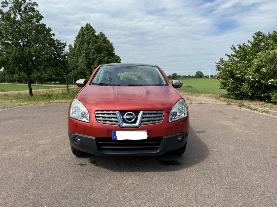 Nissan Qashqai Service NEU TÜV 11/25 in Halle