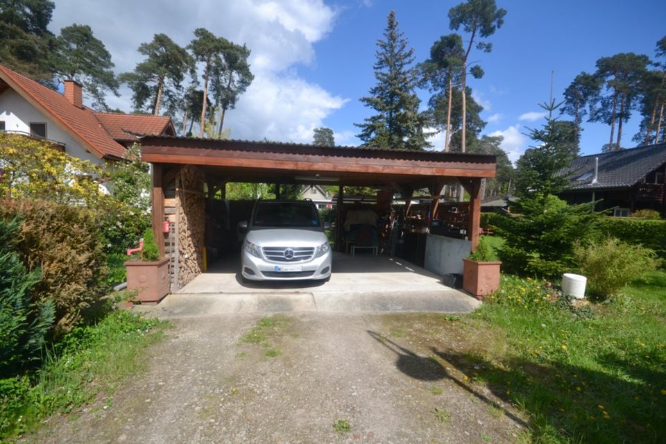 Sonniges Baugrundstück mit Bungalow im Berliner Speckgürtel in Berlin