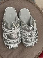 UGG Hi Shine Spaceslider Silber, NEU, Größe 38 Nordrhein-Westfalen - Bottrop Vorschau
