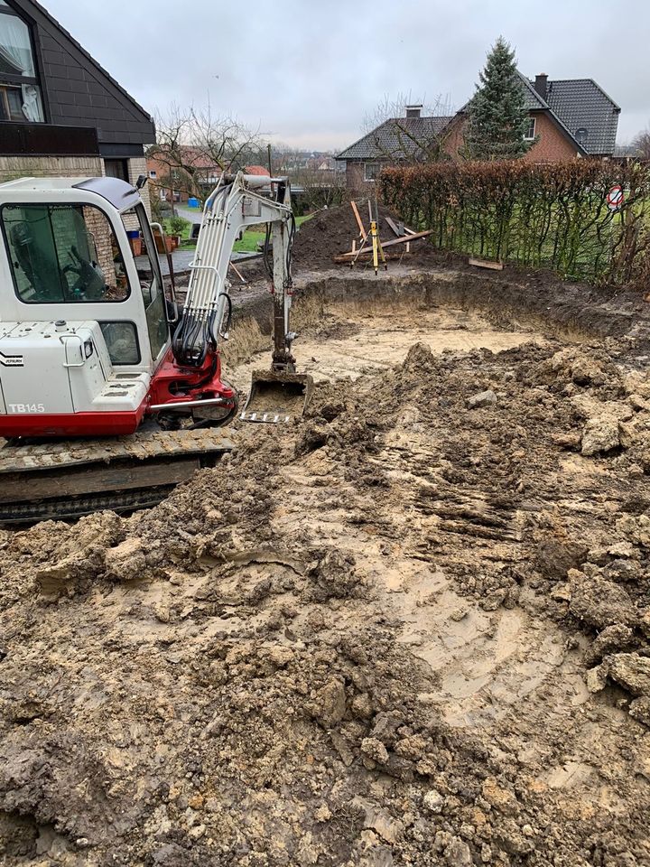 Baggerarbeiten Bauschutt Brechen Abriss, Pool Baggern in Rietberg