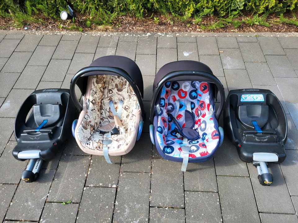 Maxi Cosi Isofix Zwillinge MaxiCosi in Detmold