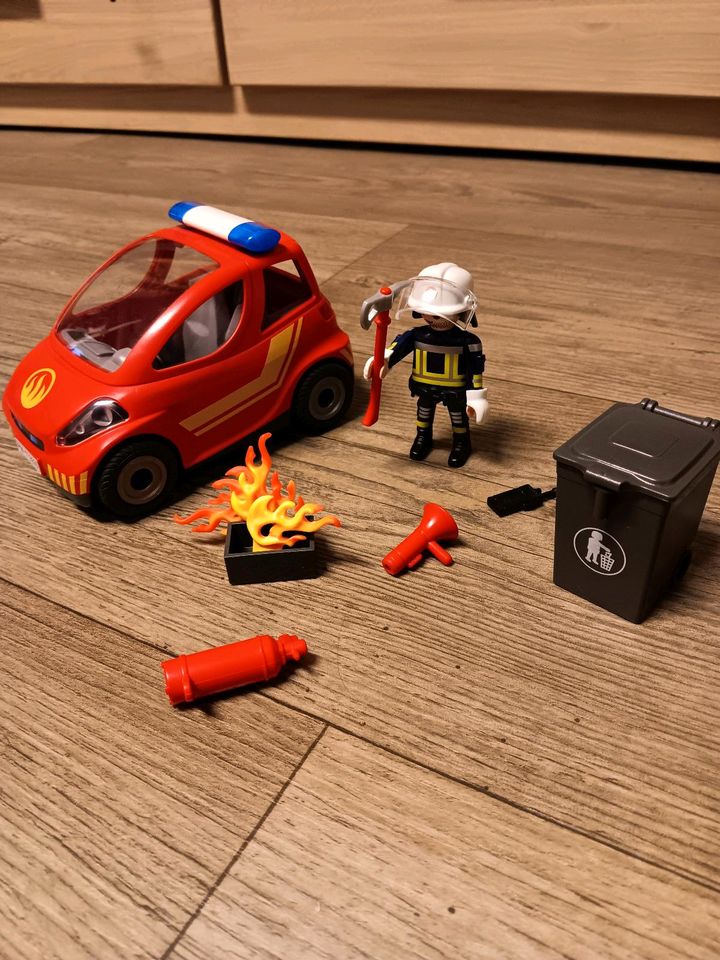 Playmobil Feuerwehr Einsatzfahrzeug 9235 in Berlin