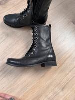 Diesel Boots Stiefeletten 36 Echtes Leder Neuwertig Hessen - Marburg Vorschau