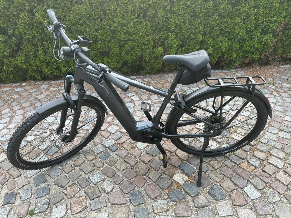 E-Bike der Marke FOCUS Aventura2 6.7“  Diamondblack glossy Größe in Bad Aibling