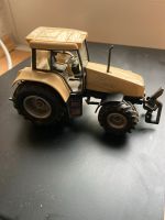 Stotz Trecker Modell 1/32 Fendt 716  Sondermodel Siku Niedersachsen - Georgsmarienhütte Vorschau