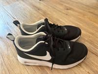 Nike Schuhe Größe 37,5 Bayern - Kösching Vorschau