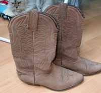 braune Wildleder Cowboy Stiefel Gr. 37 München - Milbertshofen - Am Hart Vorschau