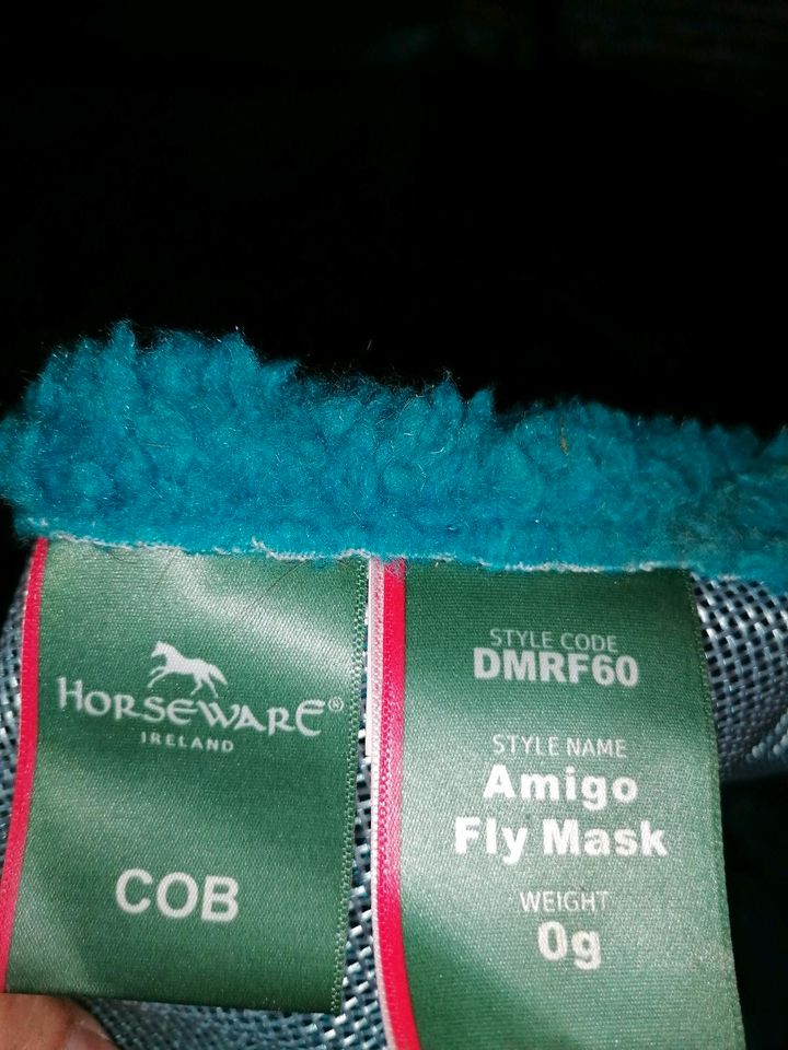 Fliegenmaske Amigo Horsewear Cob in Dinslaken