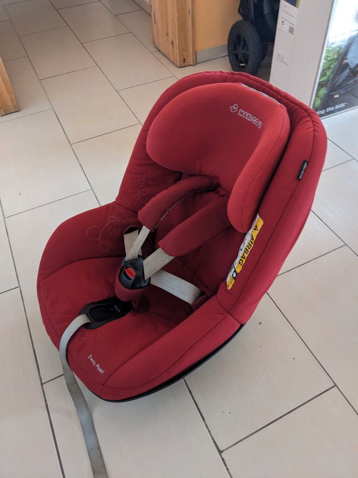 Maxi Cosi Perl Isofix 2wayfix (kein Priori, Tobi, Titan) in Meine