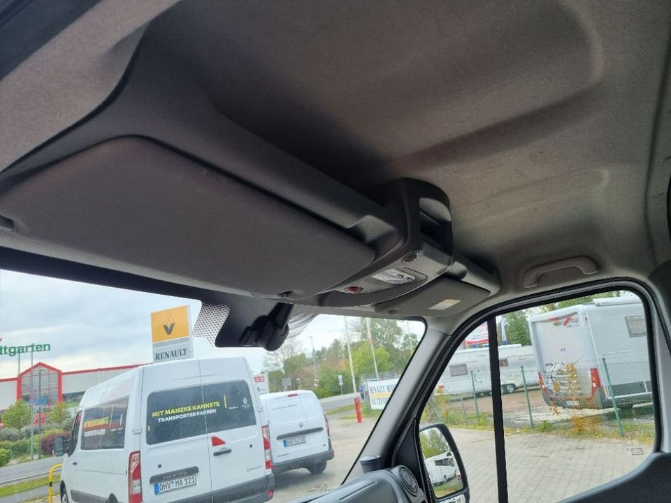 Renault Master dCi 110 L1H2 VA in Borgsdorf