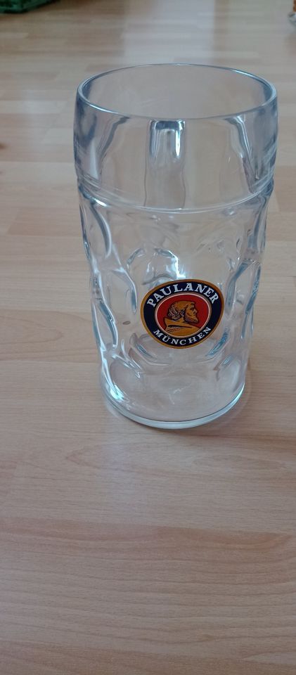 Wunderschöne Bier Maß Krug von Paulaner in Leipzig