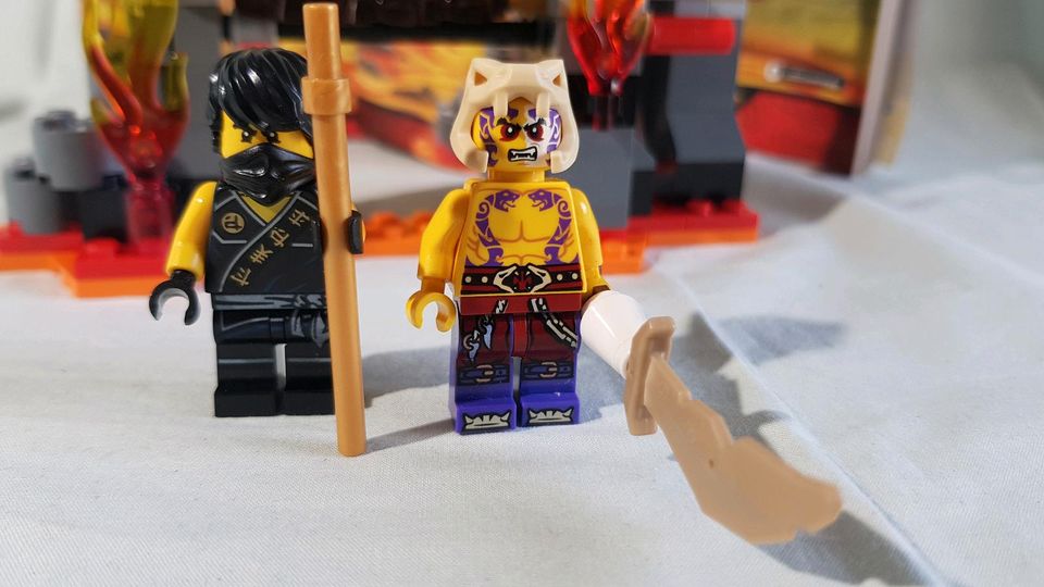 Lego Ninjago 70753 - Lava-Fälle mit OVP in Berlin
