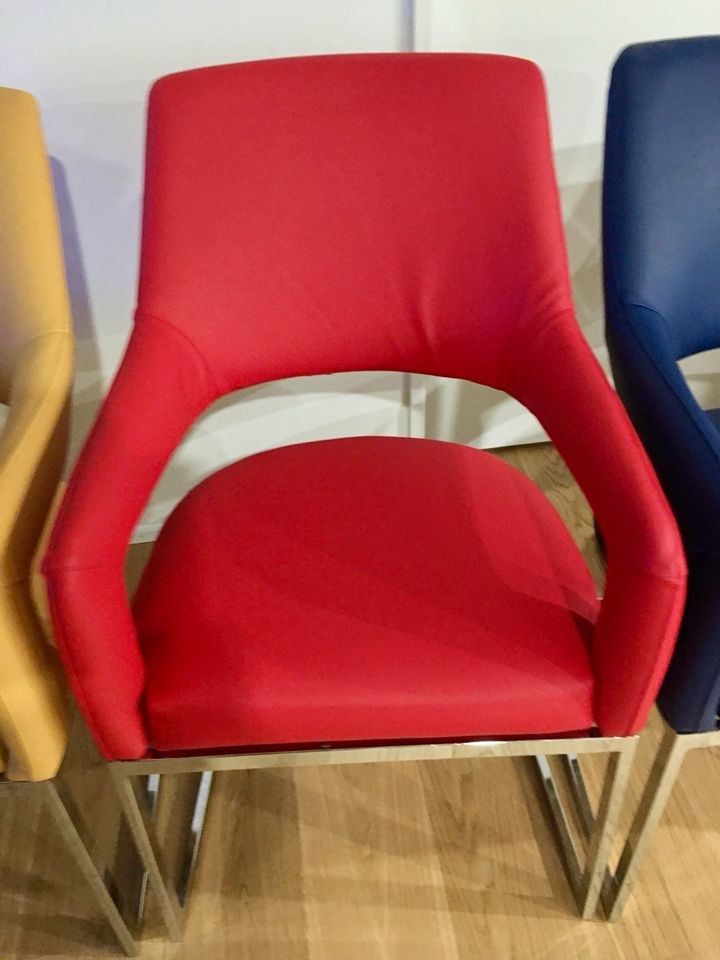 Moderne Stühle neu gepolstert hochwertig Kunstleder in Küssaberg