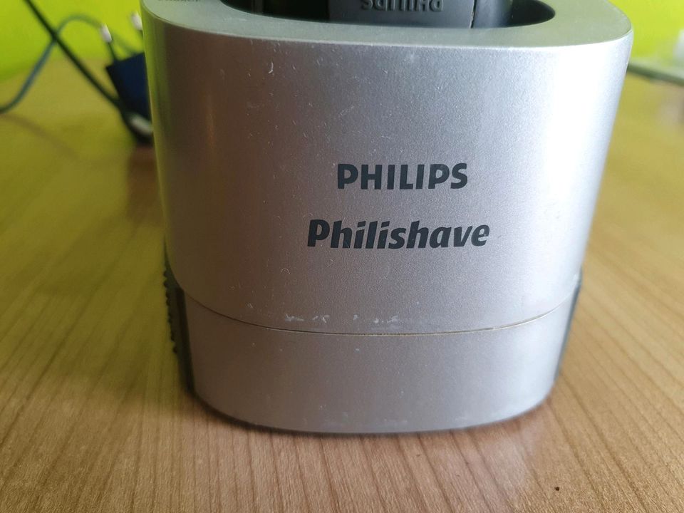Philips Philishave Rassierer in Offingen