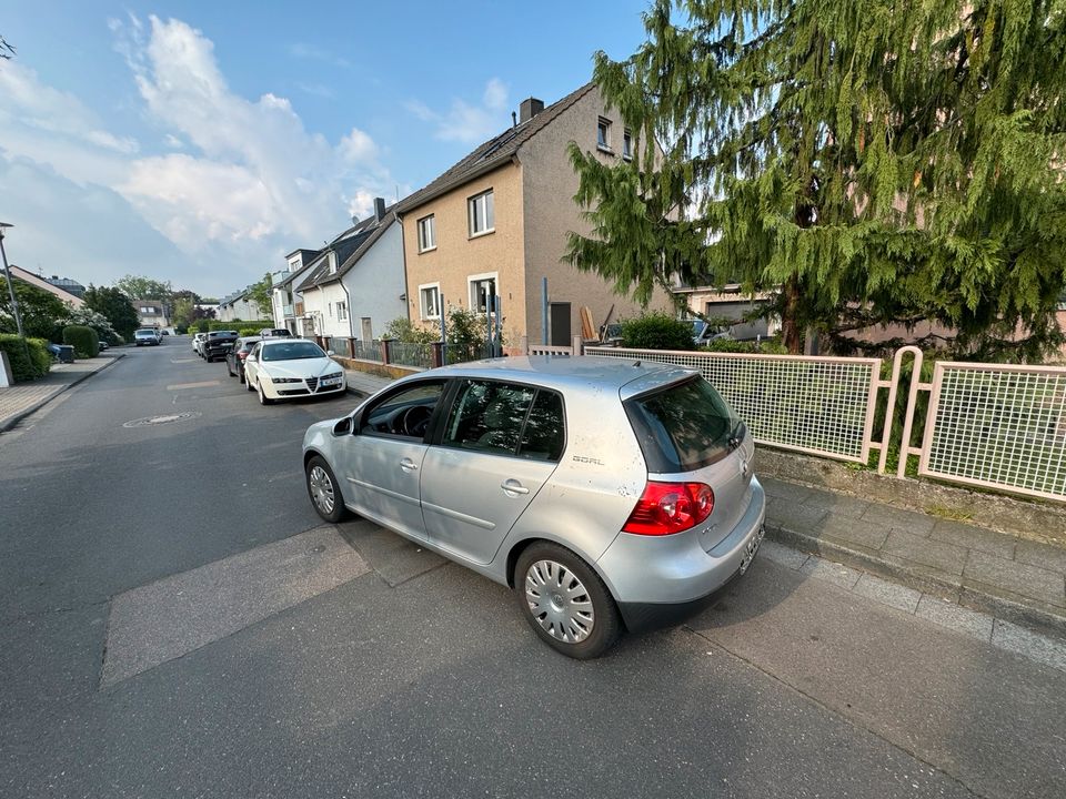 Volkswagen Golf 5 Goal in Köln