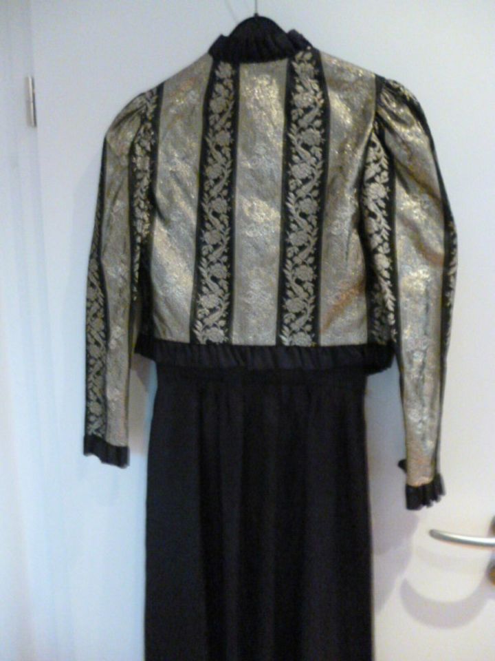 Taft-Abendkleid schwarz mit schwarzgoldener Brokatjacke, Gr. 38 in Würzburg