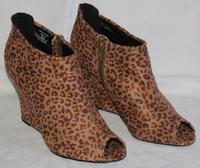 Stiefeletten mit Keilabsatz ~ Leopardenmuster ~ Gr. 40 ~ H&M Nordrhein-Westfalen - Hürth Vorschau