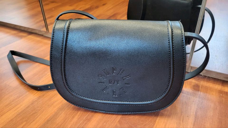 Schöne original Superdry Handtasche schwarz, NEU in Berlin - Biesdorf |  eBay Kleinanzeigen ist jetzt Kleinanzeigen