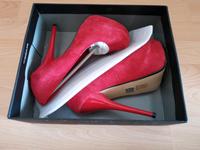 High heels Pumps Größe 37, Pleaser, rot  Veloursleder Kr. Passau - Passau Vorschau