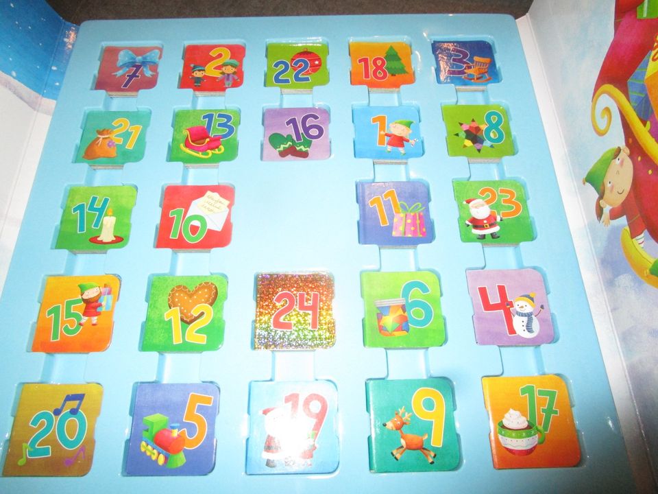 Adventskalender mit kleinen Büchern Peppa Pig Paw Patrol je in Retzstadt