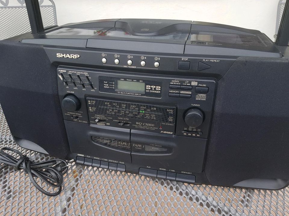Sharp WQ-CH800 Kassettenrecorder Radiorecorder Ghettoblaster in Elzach