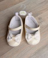 Babyschuhe Creme Glitzer Größe 9-12 Monate / 19 Neu Bayern - Memmingen Vorschau