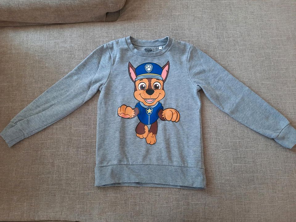 Paw Patrol Sweatshirt Hoodie Pullover Gr.  122/128 neu Chase in Cavertitz