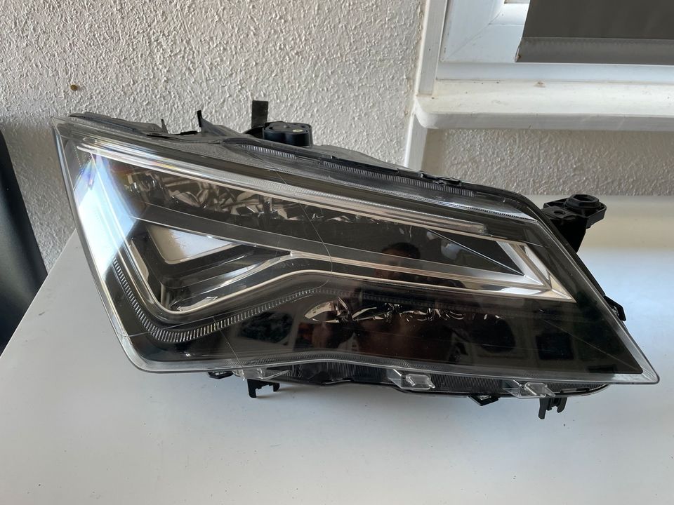 Seat Ateca Scheinwerfer Full Led Links Rechts  576941008F in Mittenwalde