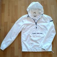 TOMMY HILFIGER weiße Herren Jacke / Windbreaker Gr. S neuwertig Nordrhein-Westfalen - Hilchenbach Vorschau