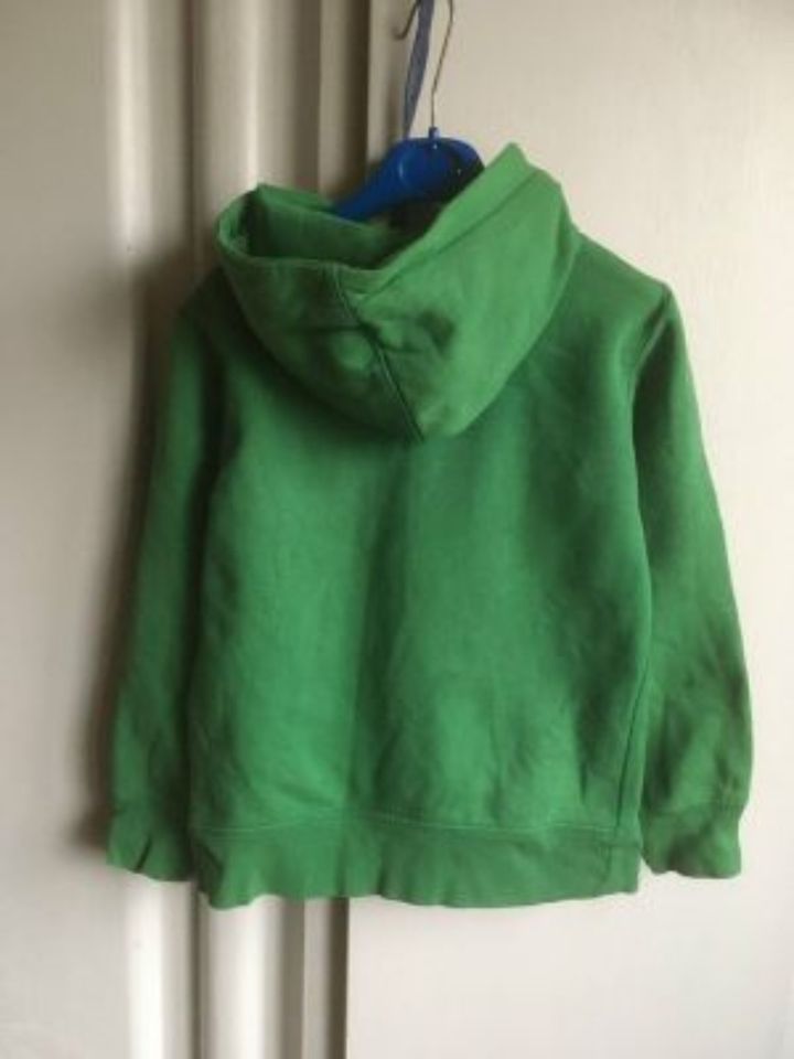 Hoodie von H&M, Gr.134-140 in Trier