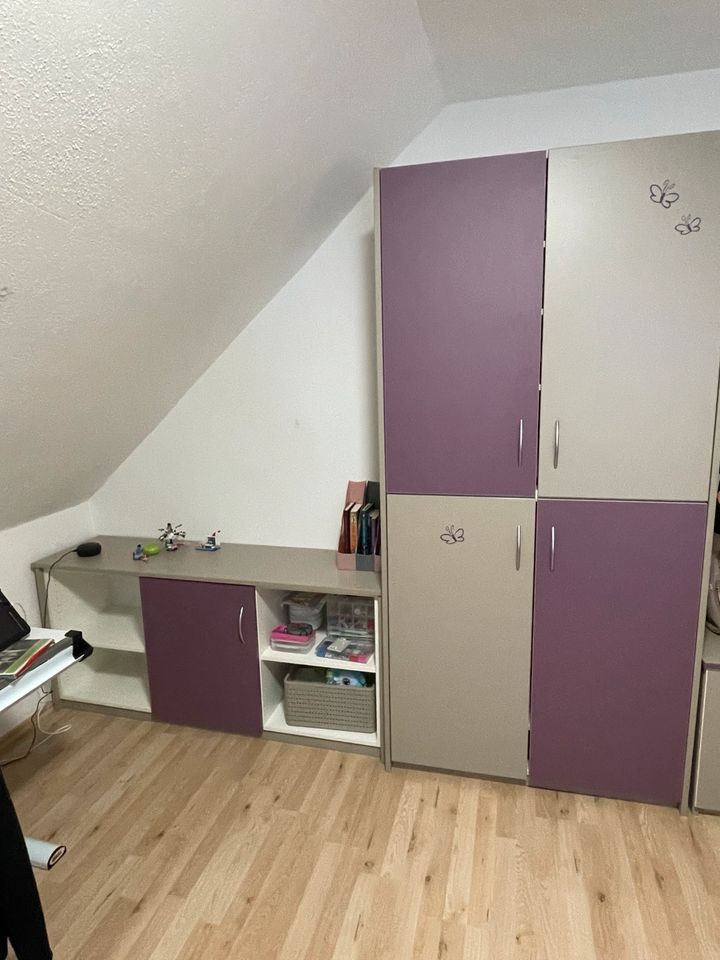Kinderzimmer Möbel Kleiderschrank in Weidhausen