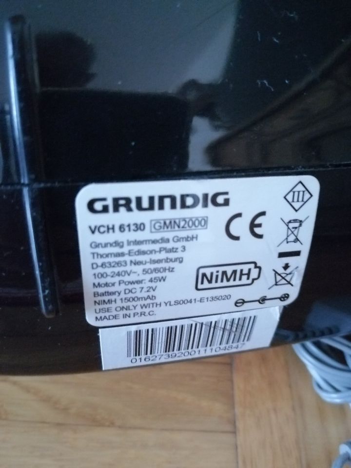 GRUNDIG Akku-Handstaubsauger VCH 6130 in Dortmund