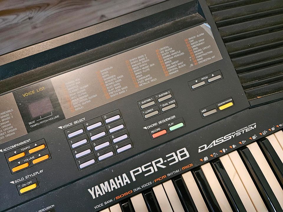 Keyboard Yamaha PSR-38 in Herten