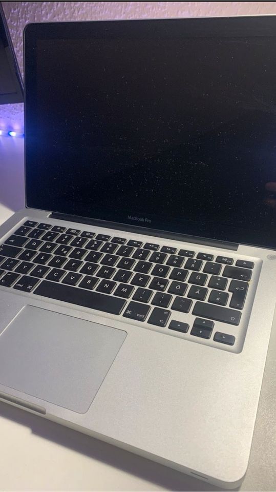 Apple - MacBook Pro - 13 Zoll in Wesel