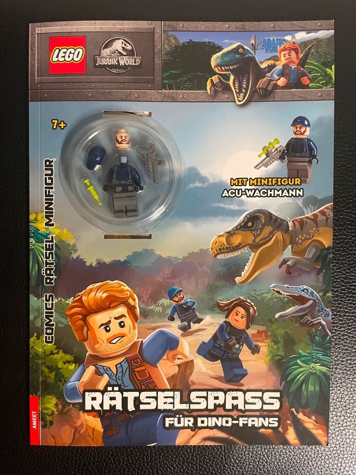 LEGO JURASSIC WORLD MINIFIGUR ACU-WACHMANN + RÄTSELSPASS 7+ JAHRE in Straußfurt