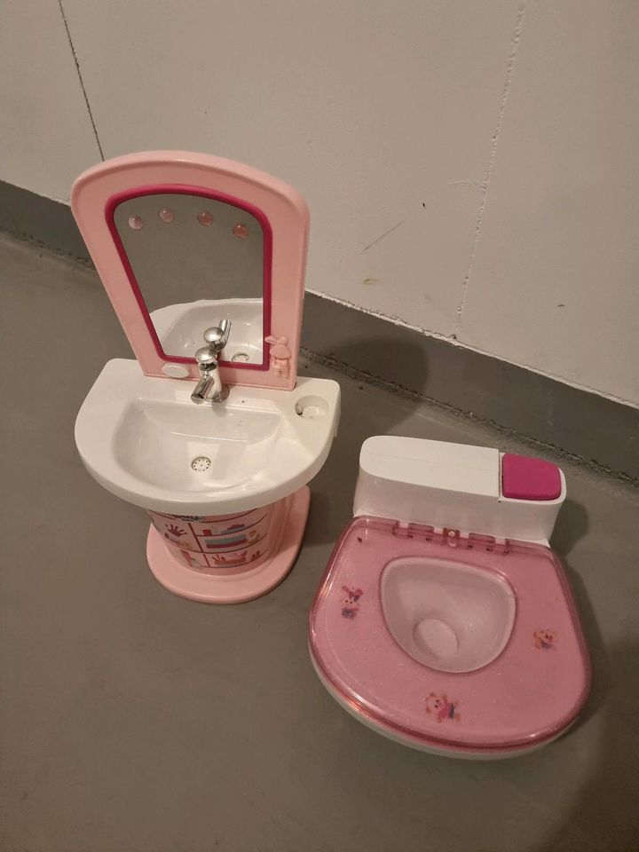 Baby born Waschbecken und Toilette in Lübeck