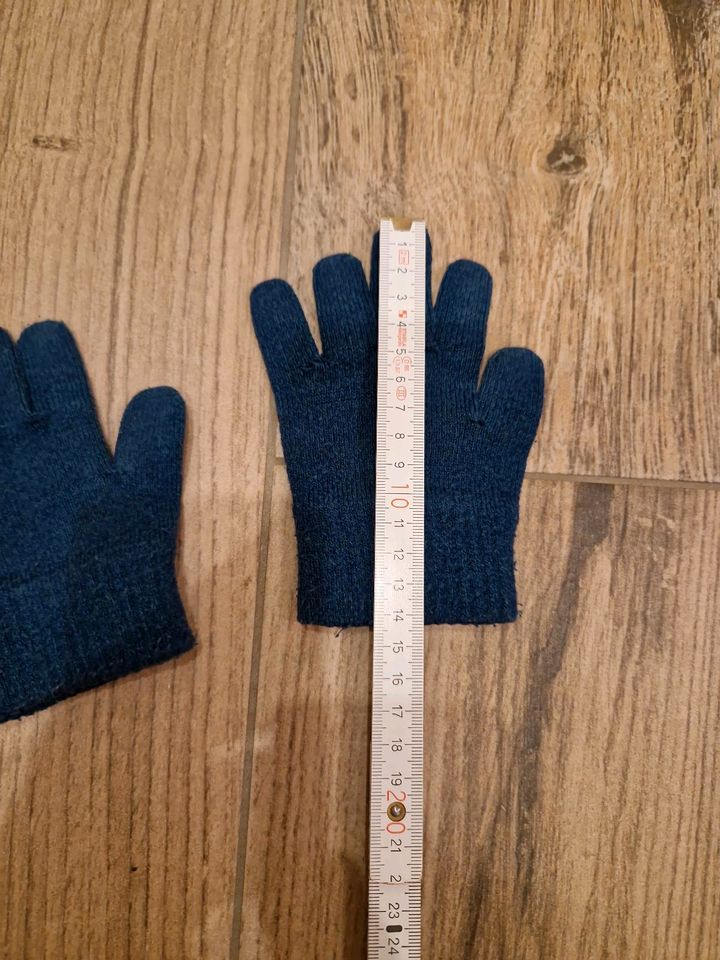 Handschuhe Kinder blau verschiedene Größen in Brandenburg an der Havel