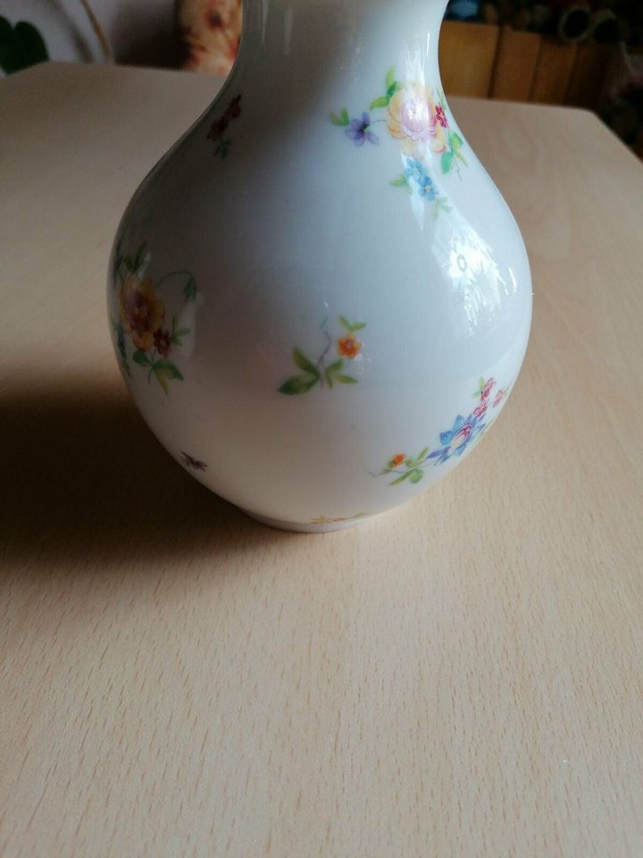 DDR Vase mit Blumenmalerei und Goldrand von Kästner Saxonia in Zwickau