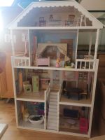 Barbie Haus / Puppenhaus mit Möbel und Zubehör Schleswig-Holstein - Reinbek Vorschau