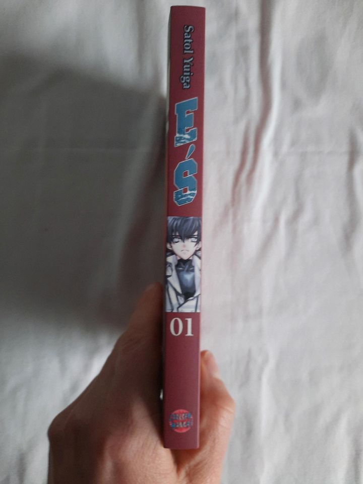 Manga E'S 1 von Satol Yuiga in Bremen