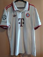FC Bayern München Trikot Upamecano Stuttgart - Möhringen Vorschau