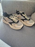 Damen Sneaker Nordrhein-Westfalen - Wesseling Vorschau